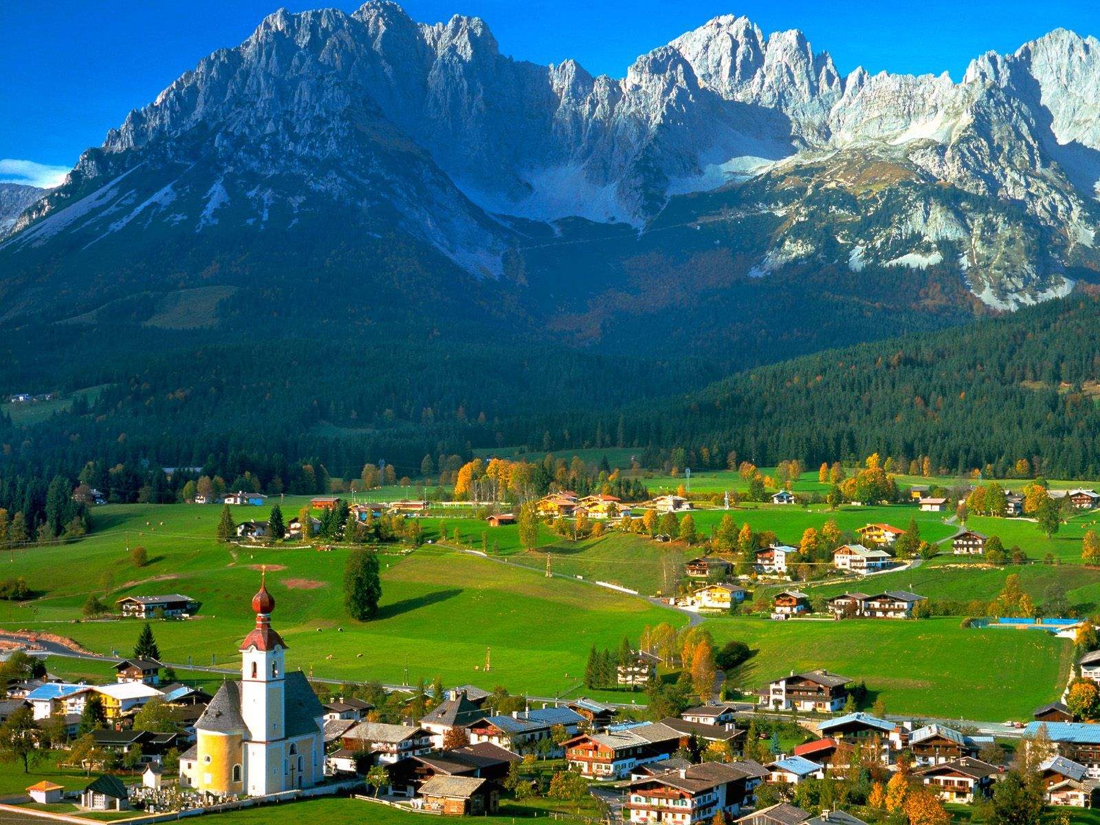 Ultimate Travel Guide to Kitzbühel, Austria: Top Attractions, Accommodation, and Local Cuisine