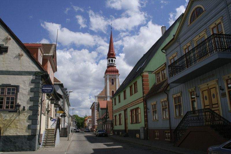 Ultimate Guide to Pärnu, Estonia: Top Attractions, Outdoor Activities, Where to Eat and Stay